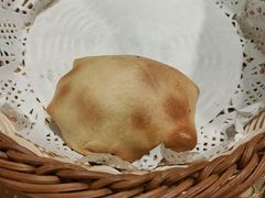 馕坑烤包子-巴扎美食·新疆菜·西域歌舞表演餐厅(新疆大厦店)