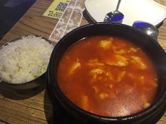 韩式鲜豆腐汤（配米饭）-花腰餐吧Bistro烧烤 傣味(传媒大学店)