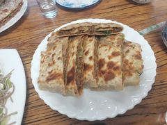 -溢心园香河肉饼总店