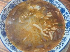 -叶新小吃店(来凤小区总店)