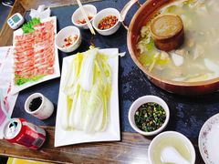 -朴小妹人参鸡汤火锅(长白山万达店)