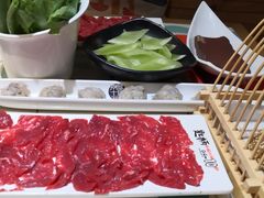 青笋-南城十里潮汕鲜牛火锅·鲜虾生滚粥(融汇老商埠店)