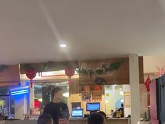 -毛辣果·贵州红酸汤牛肉火锅(西单店)