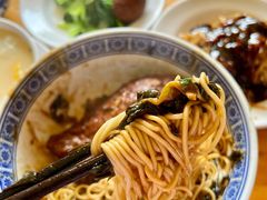 -沪西老弄堂面馆(定西路店)