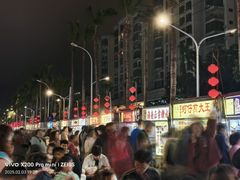 -海大南门夜市(海富街店)