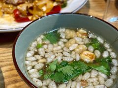 -牛八宝桂林米粉(八里庄店)