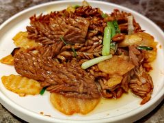 爆炒腰花-闫府私房菜·百年鲁菜(恒隆店)