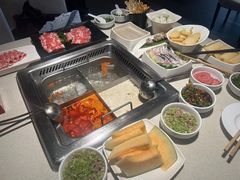 -海底捞火锅鲜切牛肉主题店(长寿路店)
