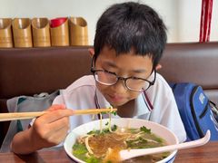 -余桥村牛肉汤(茸平路店)
