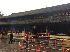 -峨眉山报国寺