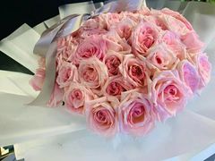 -雪蔓之鲜花气球派对(家佳源时代中心店)