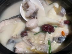 鱼钩鱼炖汤-老阿爸鲜鱼土菜(昆山花桥店)