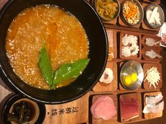 -银米·云南传统过桥米线(双廊黑金冠店)