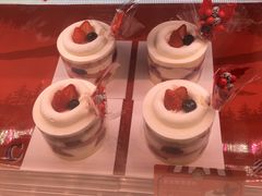 -巴黎贝甜(大宁国际商业广场店)