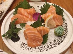 三文鱼刺身-桃太郎创作料理(大坪店)