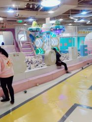 -多多淘儿童体验中心(重庆来福士店)