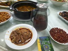 -土砂锅生态山庄·非遗砂锅雅鱼