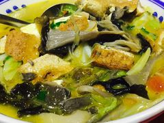 -窄巷子陕菜馆·地道陕西菜(粉巷店)