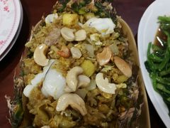 -Dang restaurant (patong phuket)