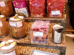 -上海全国土特产食品商场(淮海中路店)