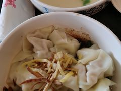 鸡汤三鲜馄饨-王興記(中山路店)