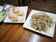 -牛小隆牛肉面馆(四牌楼店)