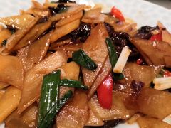 -红樱桃·欢乐餐厅(太原里店)