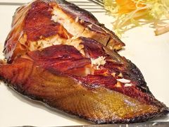 沙律烟鲳鱼-新雅粤菜馆(南京东路店)