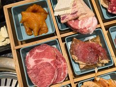 -烤路里·韩国品质自助烤肉(石路天虹4号店)