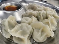 -崴海渔村(虹梅路店)