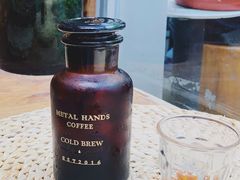 冰滴蓝宝石-METAL HANDS(五道营店)
