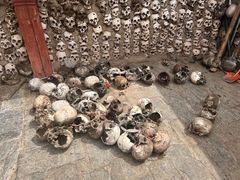 -比如骷髅墙景区