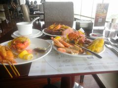 -荣誉国际酒店-云顶旋转餐厅