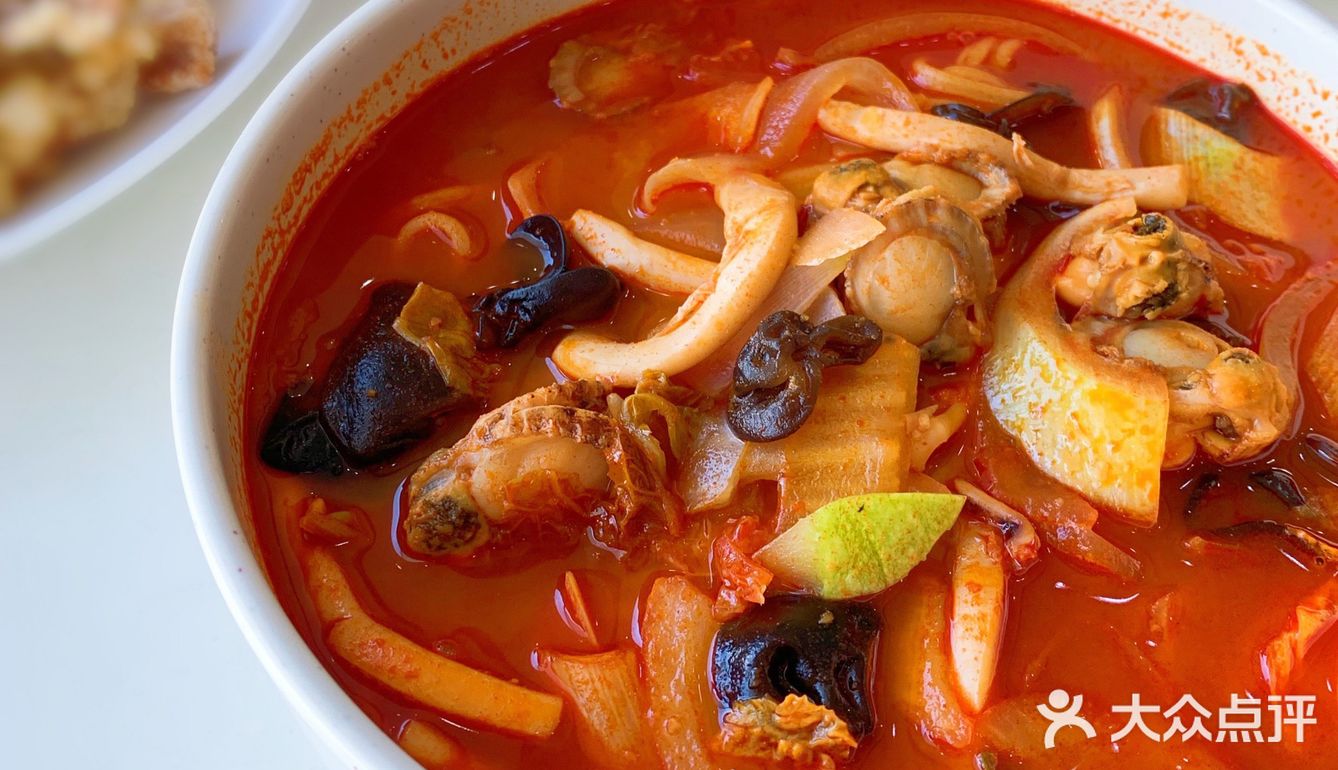 正宗🇰🇷炸酱面➕糖醋肉太上头!!!值得再来来