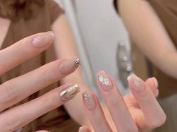 -LILY NAILS美甲美睫