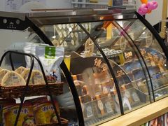面包甜点陈列柜-留夫鸭(杭州大悦城店)