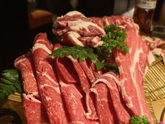 -铭牛烧肉·和牛海鲜自助(高新月牙湖店)