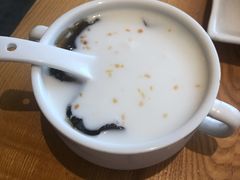 黑钻红豆冰粉-陈家生煎(世茂双子塔店)