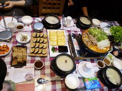 -益百岁牛尾汤(香山路店)