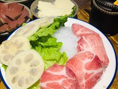 -白乐天毛肚火锅馆(解放碑店)