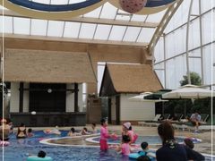 -三岔湖环球融创天堂洲际酒店水乐园