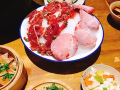 -白乐天毛肚火锅馆(解放碑店)
