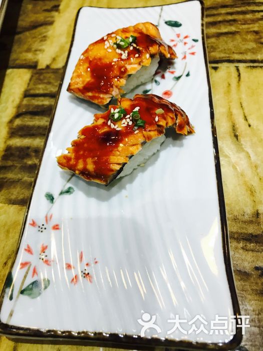 晓寿司(望京soho店)炙烤金枪鱼图片 - 第1张