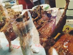 -王浩儿纪六孃甜皮鸭(乐山总店)