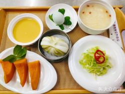-童谣里医疗级月子中心(独栋湖景店)