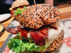 -FAT COW(虹梅路店)