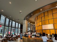 -星巴克臻选(惠州华贸天地1楼店)