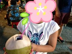 大椰子-周日夜市