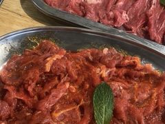 -由衷贵州酸汤牛肉火锅(新桥店)