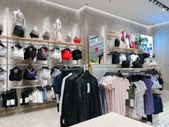 -lululemon(万象城店)